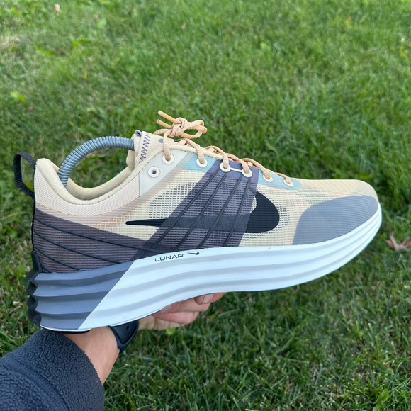 Men’s running shoes Nike Lunar Roam Sesame size 9 us brand new original - Picture 4 of 7